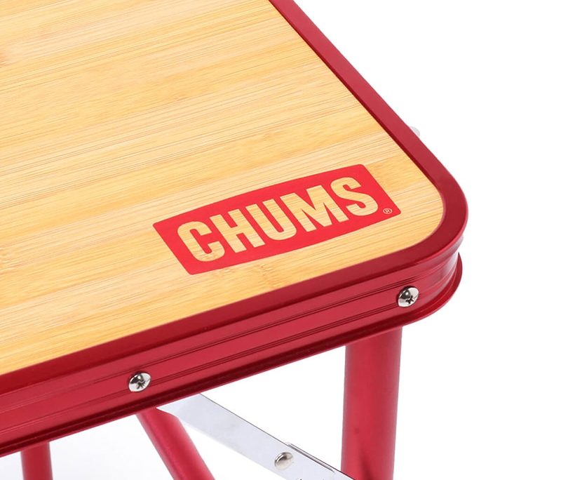 チャムスから折りたたみ式アウトドアテーブル「フォールディング