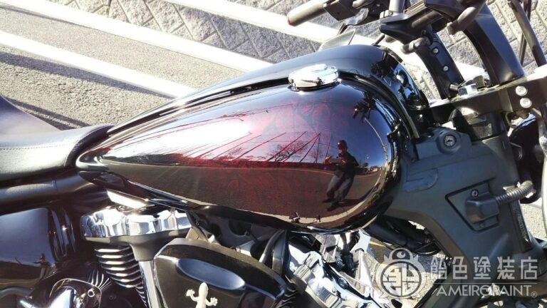カスタムペイント ヤマハ レイダーにラップペイントをキャンディレッド