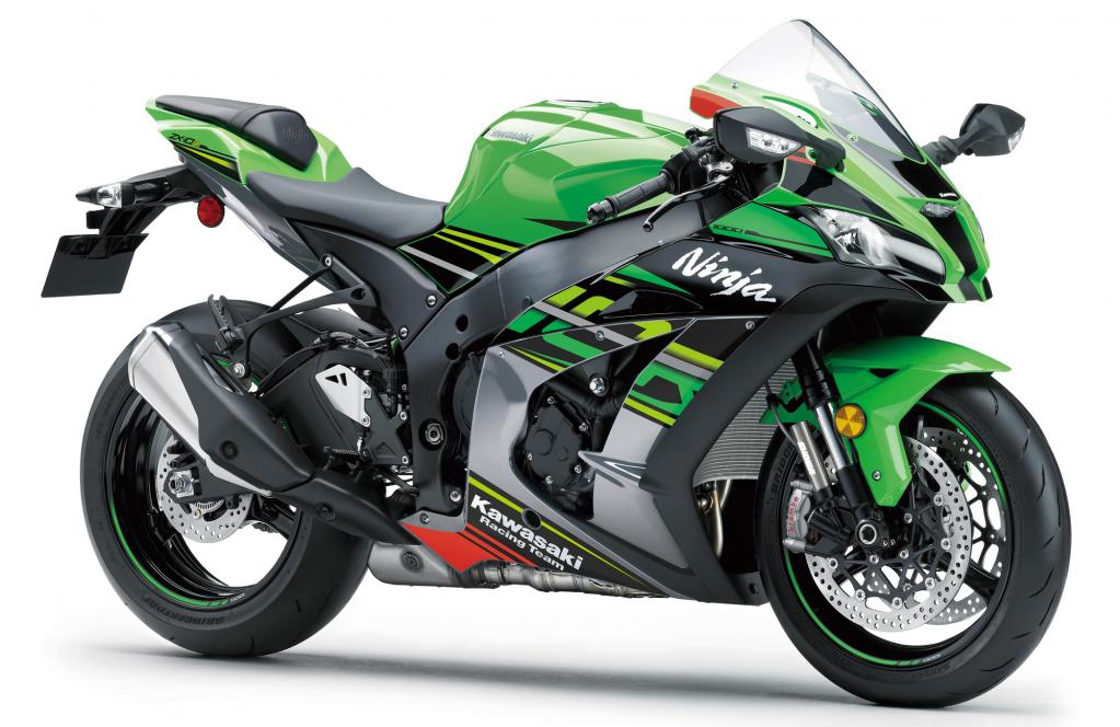今回のモデルチェンジは「Ninja ZX-10RR」“RR（ダブルアール）”の名に