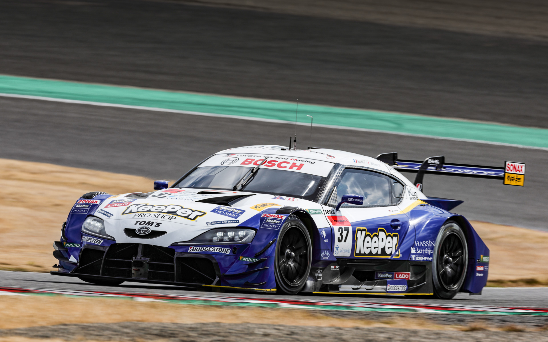 KeePer技研、SUPER GTに参戦する37号車「Keeper TOM'S GR Supra」と61