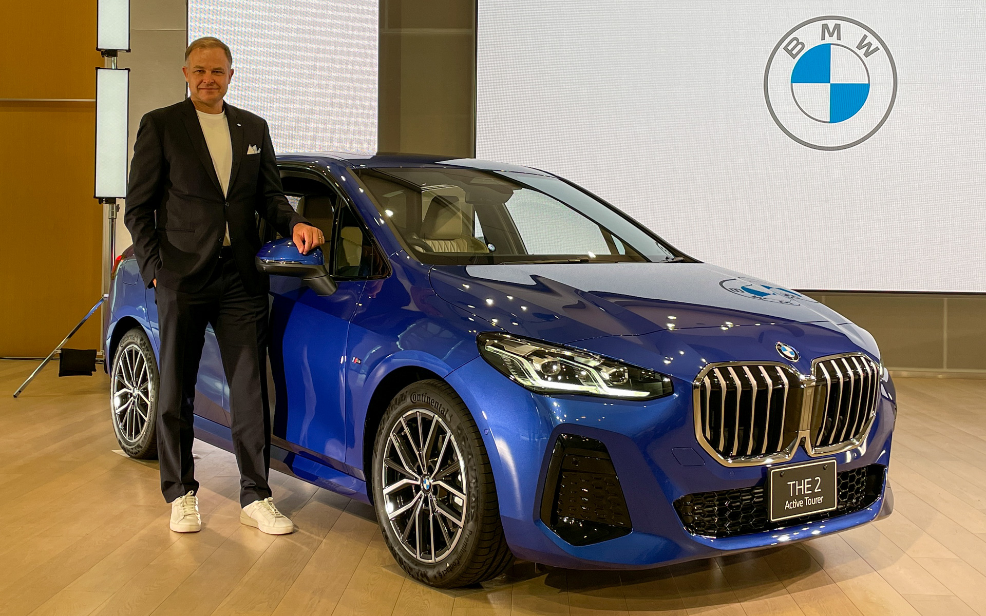 BMW、新型「2シリーズ アクティブ ツアラー」日本発表 ヴィードマン