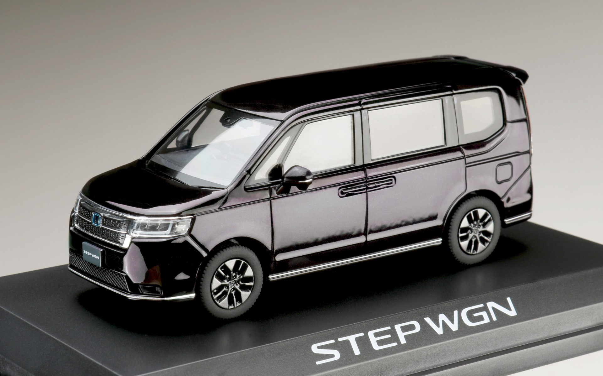 ホビージャパン、1度限りの限定生産モデル「新型ステップワゴン