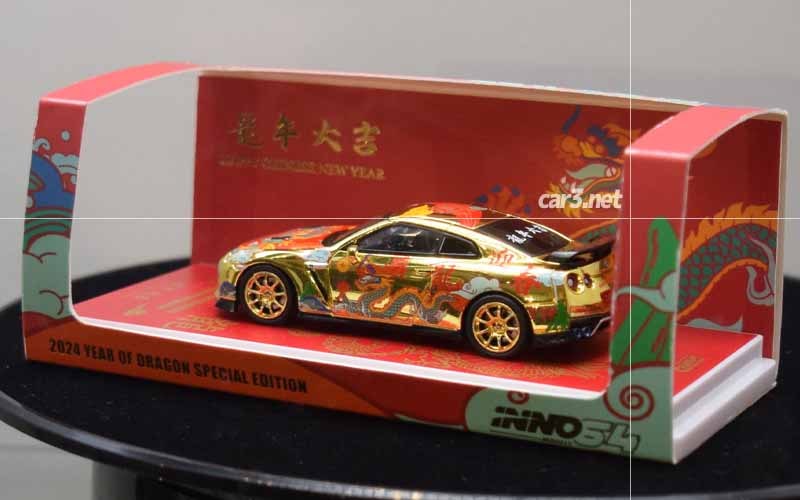 イノモデル、INNO64の新作が東京オートサロン2024のガリバーブースで