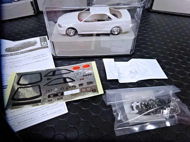 PLAFIT スロットカーkit R34-11A☆ ニッサン R34スカイライン GT-R