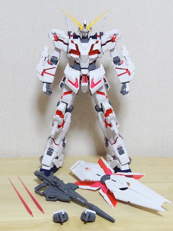 スタンダード完成品】バンダイ メガサイズ 1/48 ユニコーンガンダム
