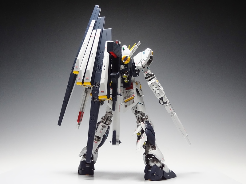 プレミアム完成品】バンダイ MG 1/100 νガンダム Ver.Ka | プラモデル