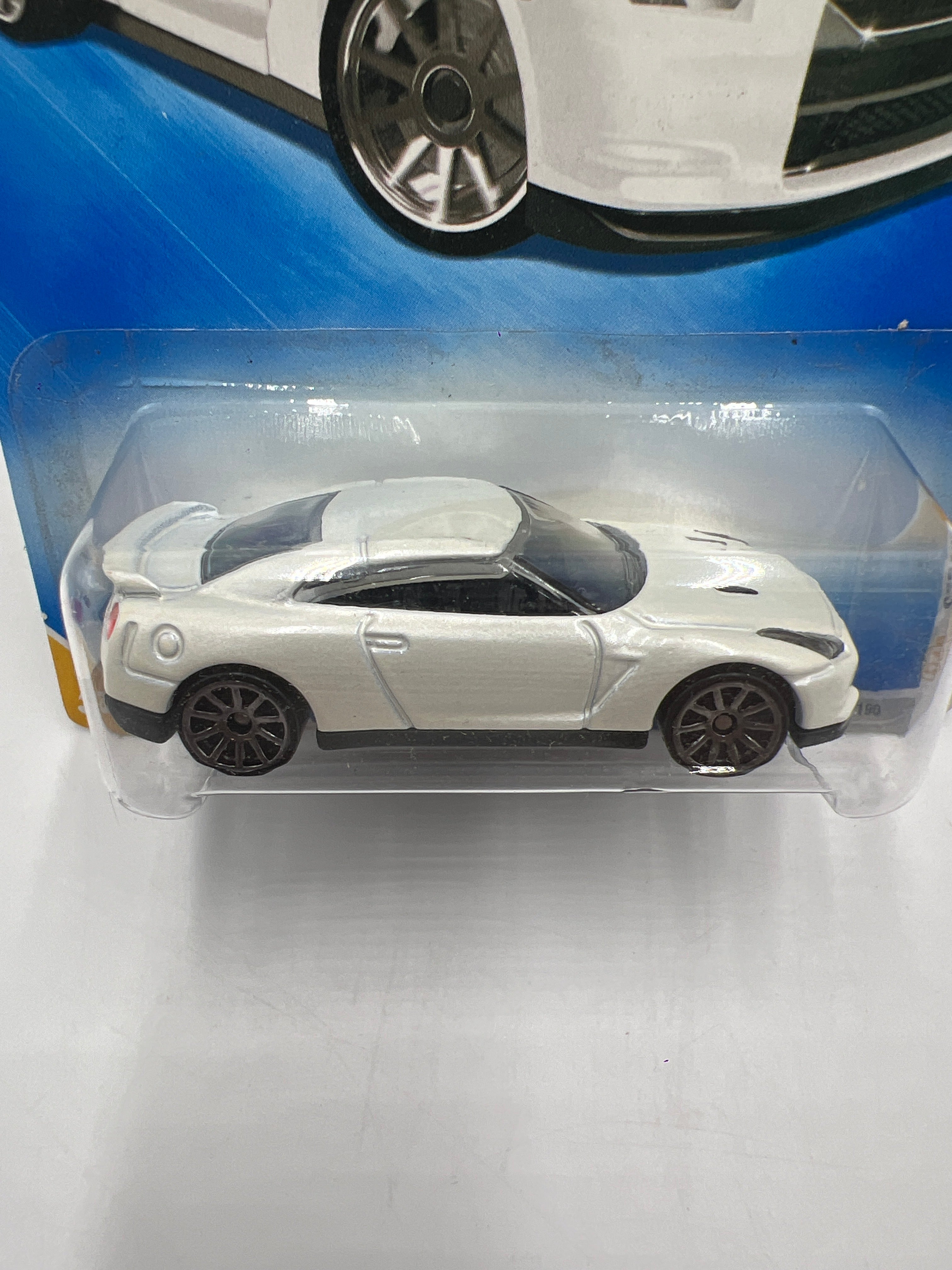 2009 Hot Wheels New Models #001 2009 Nissan GT-R White HTF Smoked