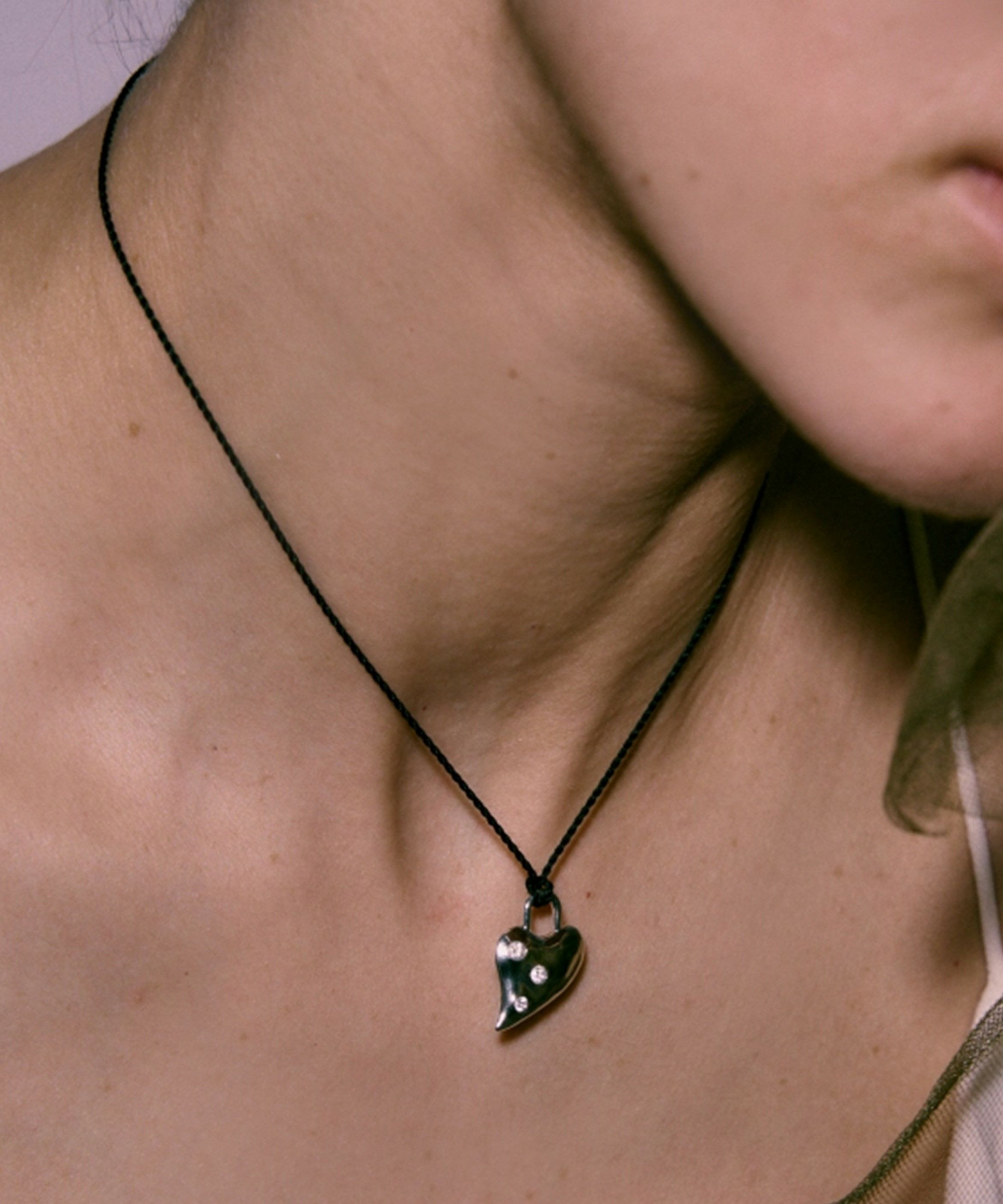 LAPUIS] Garden heart necklace | CASSELINI ONLINE SHOP