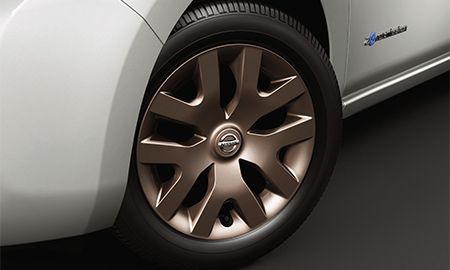 リーフ（日産）X 80thスペシャルカラーリミテッド（2014年5月