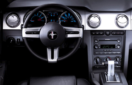 マスタング（フォード）V8 GTクーペ プレミアム（2006年6月