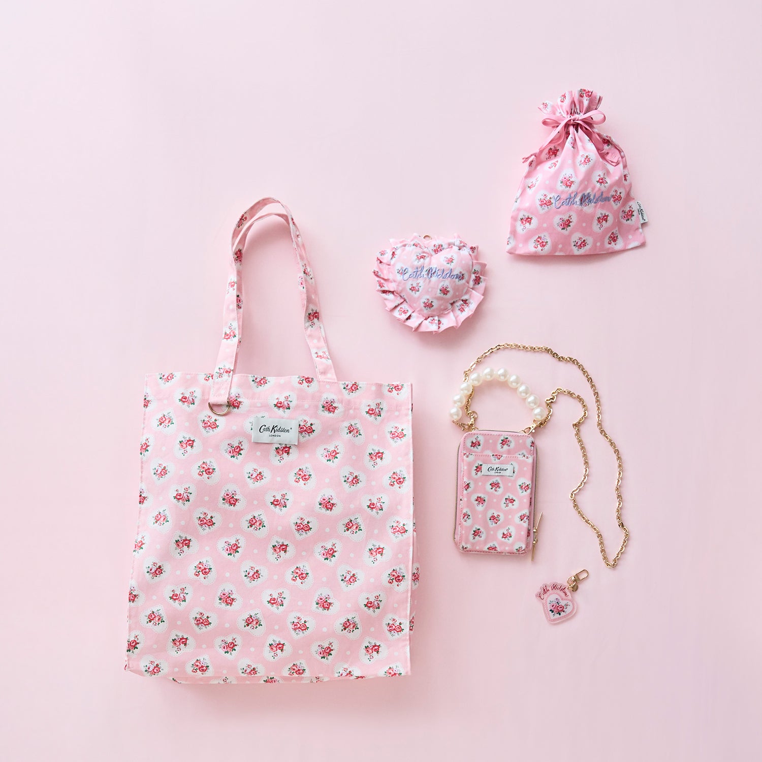 ハートフリルポーチチャーム | Cath Kidston 日本公式オンラインストア