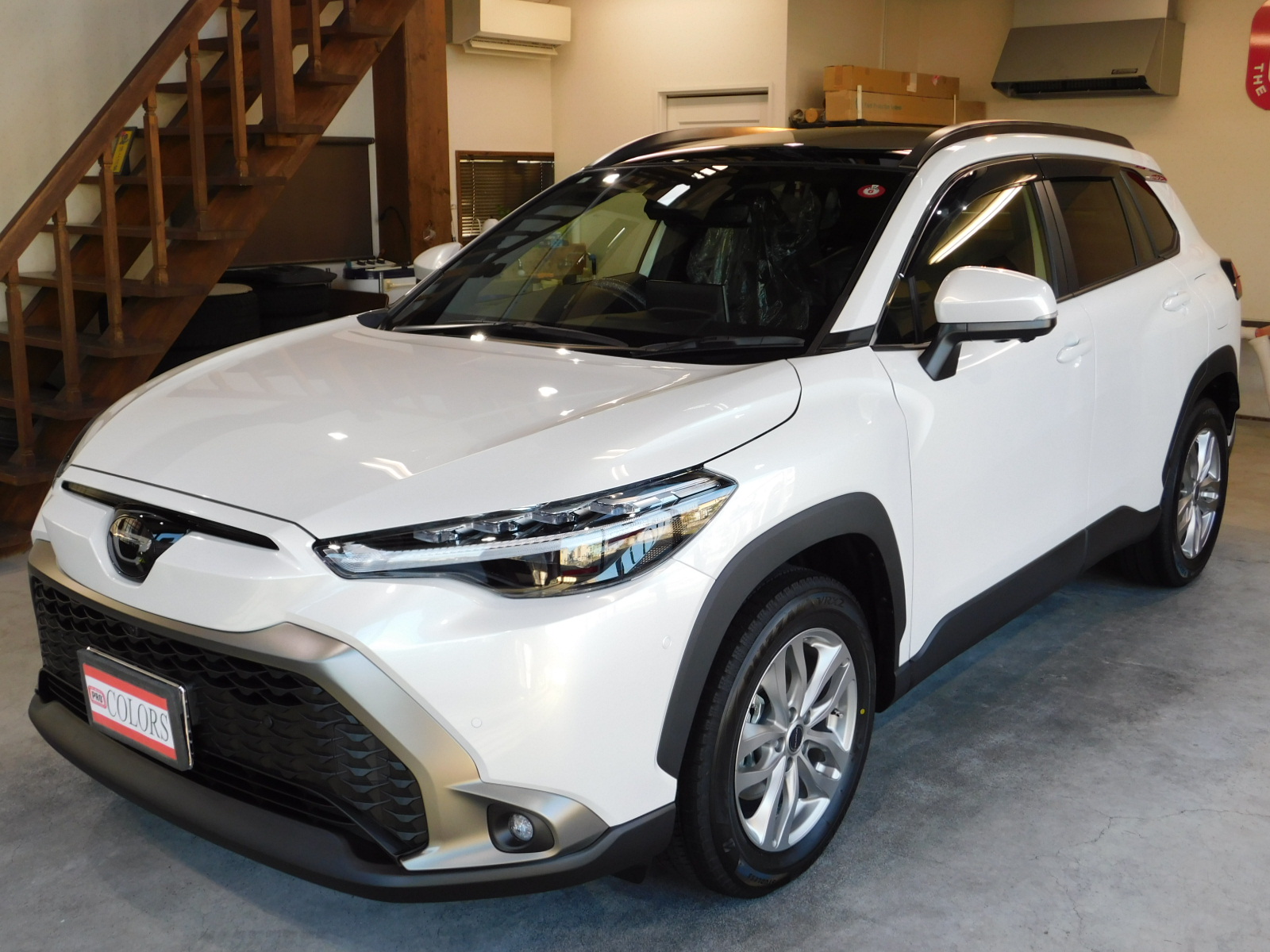 プラチナホワイトパールマイカのカローラクロスです。 | CAR BEAUTY