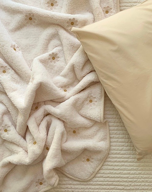 Wデイジーブランケット 即納 - petit, blancbeige プチブランベージュ