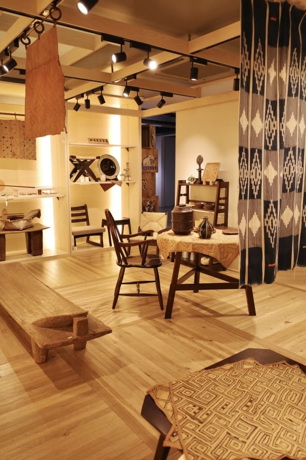 始まりました－松本民芸家具 Forming the Folk Art Interior