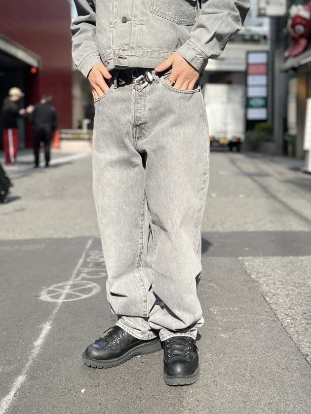 LEVI'S®︎ × BEAMS】『SUPER WIDE COLLECTION』BLACK｜ビームス 奈良