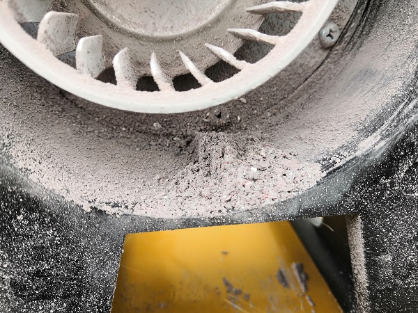 タミヤ ペインティングブースⅡツインファン 清掃 - 立体雑記帳