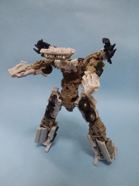 トランスフォーマー ダークサイド・ムーン DD-01 メガトロン - 多々