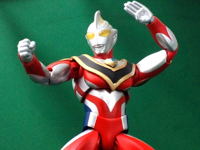 ULTRA-ACT ウルトラマンガイア スプリーム・ヴァージョン - 多々買いは