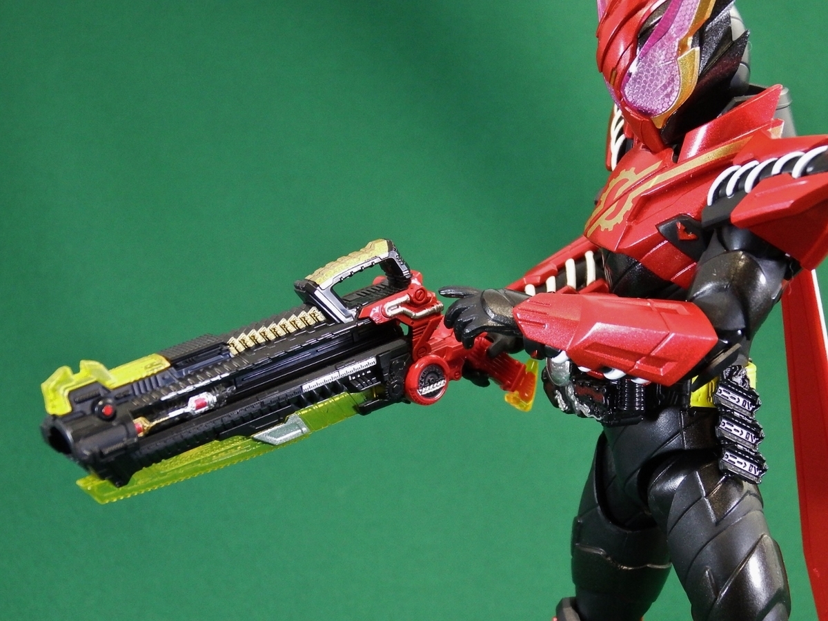 S.H.Figuarts 仮面ライダービルド ラビットラビットフォーム