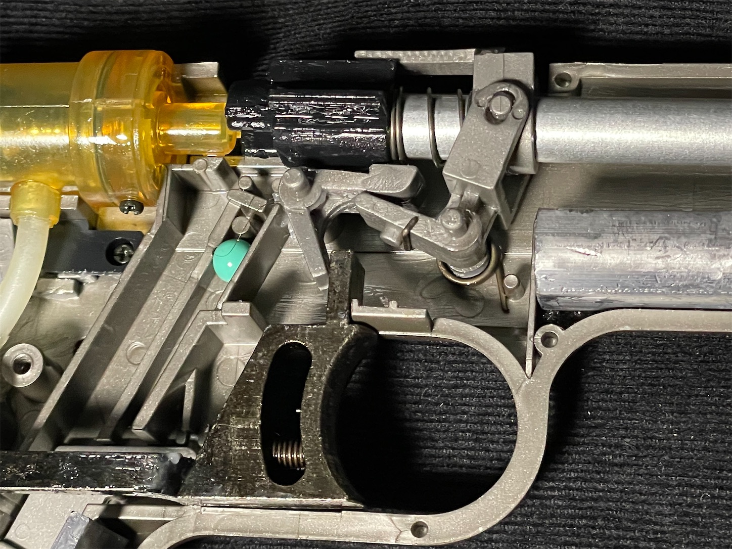 さて、マガジン活用のためにハードボーラーを・・・直すッ