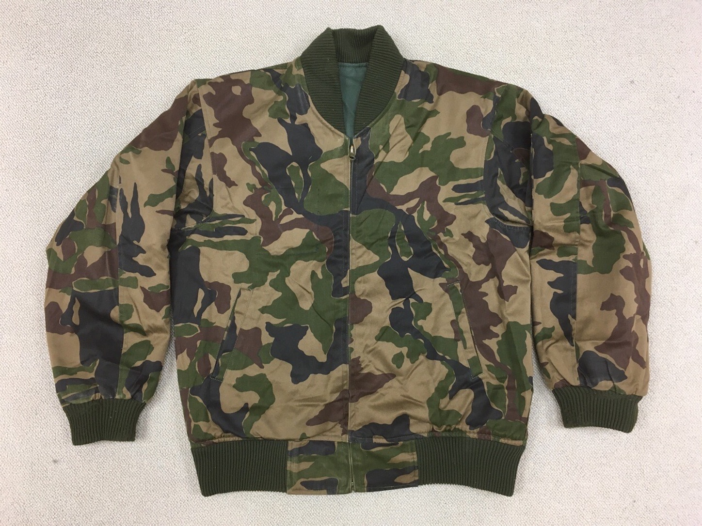 官給品ではありません！【自衛隊装備品】航空自衛隊リバーシブル