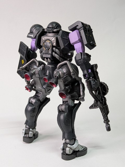 ガンプラ】GQuuuuuuX HG軍警ザクを改造全塗装で黒い三連星仕様にする