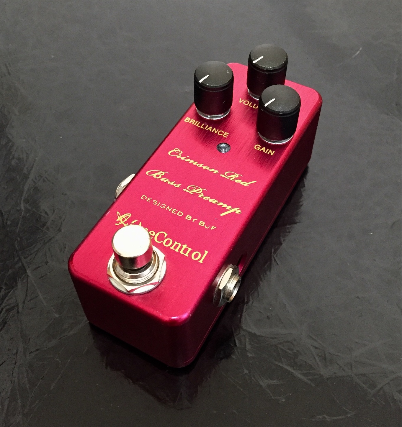 レビュー】One Control Crimson Red Bass Preamp - あさぎベーススタジオ