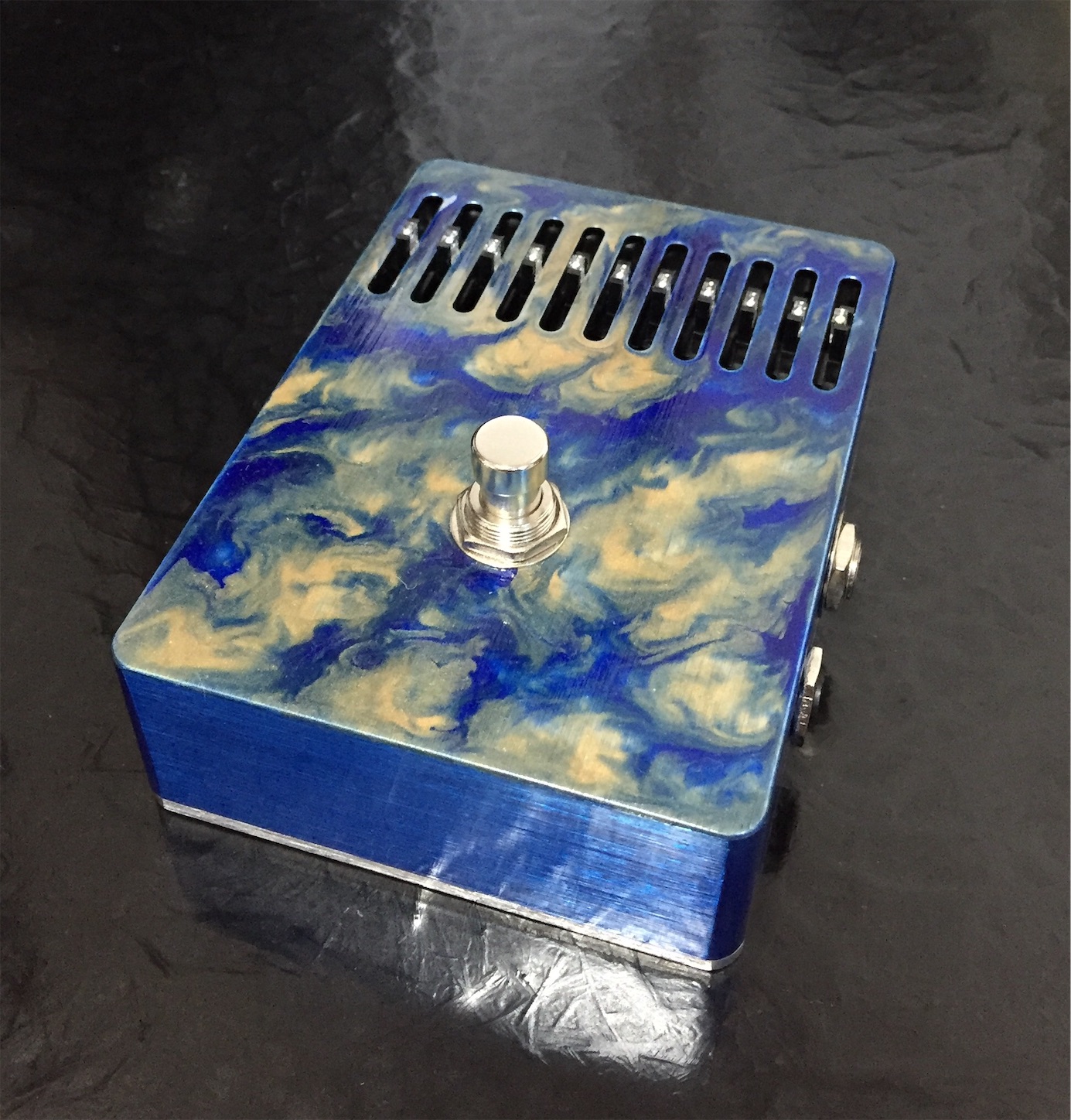 レビュー】Leqtique 10 Band EQ CLHD Swirled - あさぎベーススタジオ