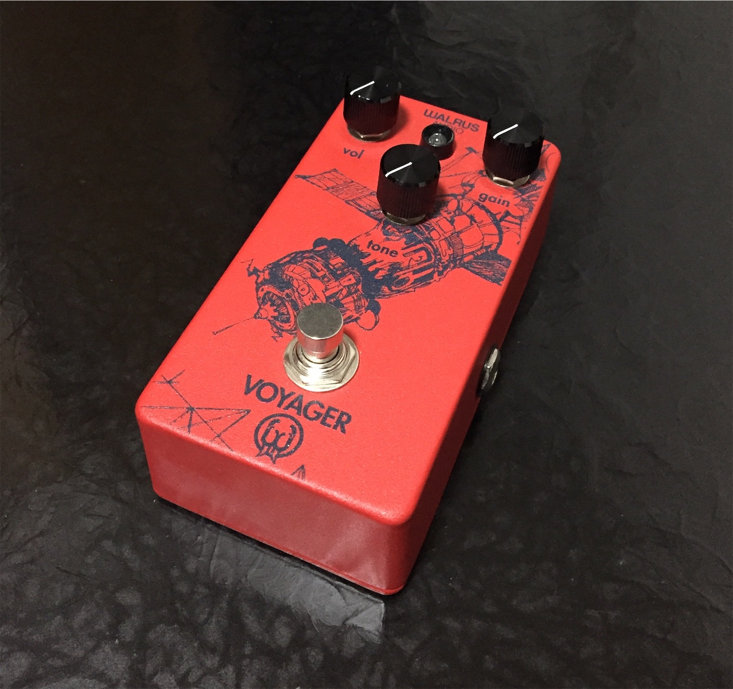 レビュー】Walrus Audio Voyager Preamp/Overdrive Red w/ Dark Blue