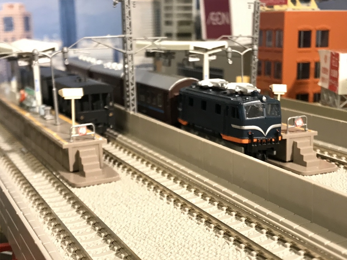 国鉄 EF58形直流電気機関車 31号機 試験塗装1号 Bトレイン