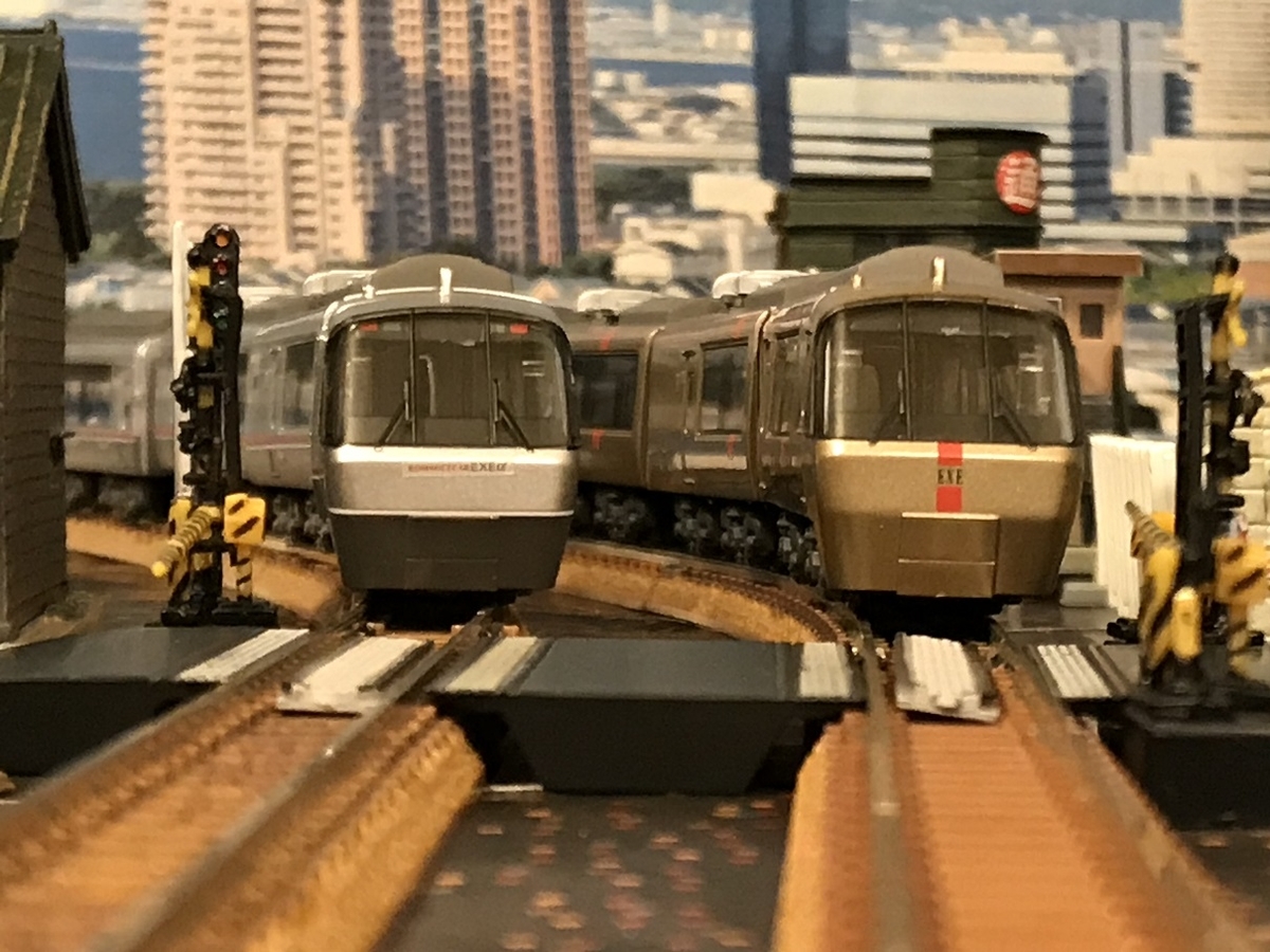 小田急電鉄 30000形 EXE Bトレインショーティー - 京阪神急行B支線