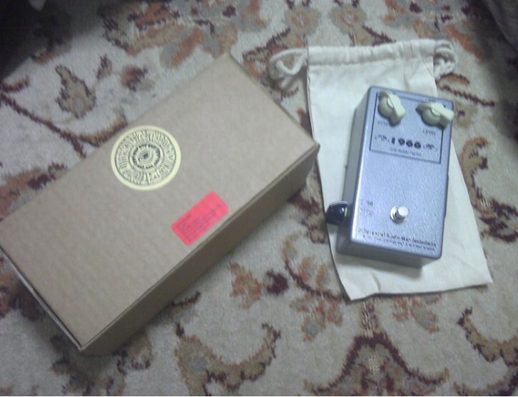 D.A.M 1966 - FUZZ AROUND