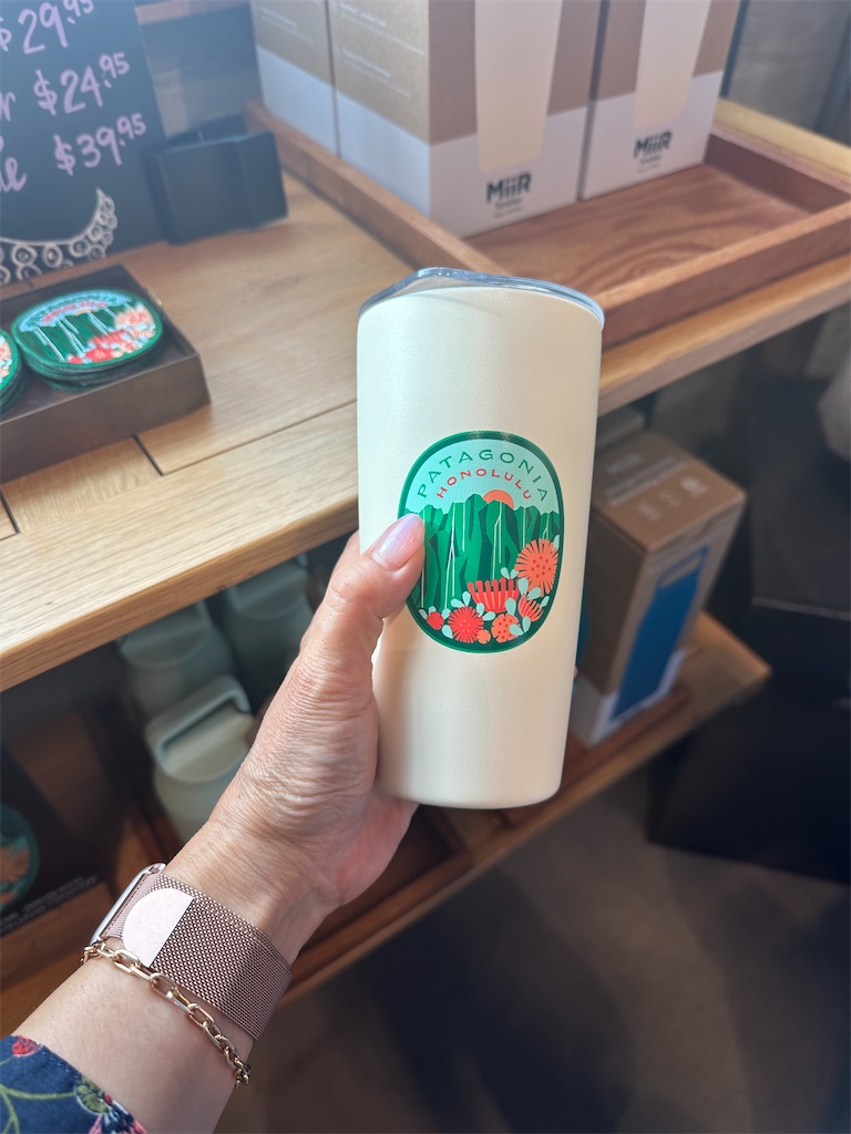 パタゴニアホノルルの希少ハワイ限定のタンブラーをお土産に