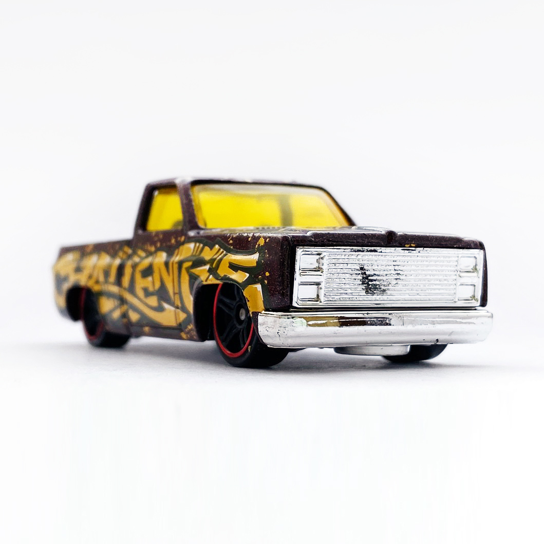 83 Chevy Silverado - 増えすぎたミニカーに愛を捧ぐ