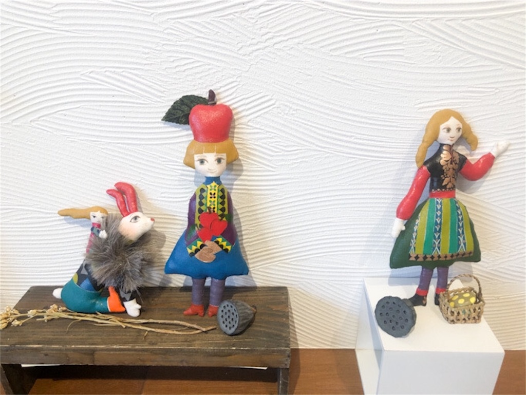 イシイリョウコさん個展『りんごは冬のこども』1/11(土)～1/25(土)まで