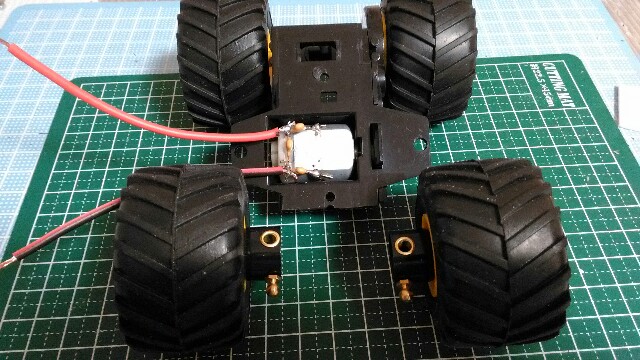 ワイルドミニ四駆RC化（ランチボックス） - おーちゃんの今日も