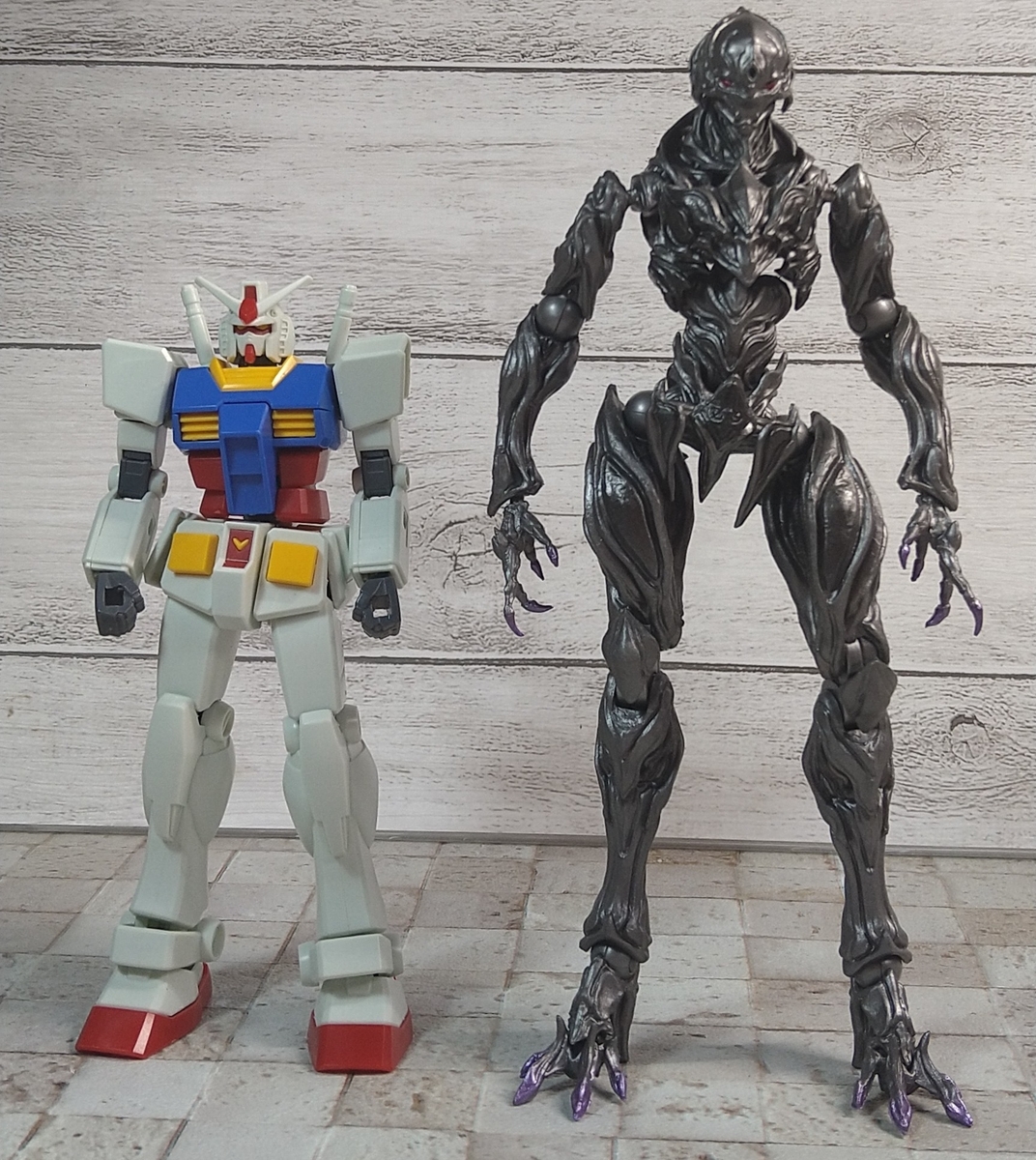 すごすぎる！驚愕！500円で18cmの超神造形のアクションフィギュアが手