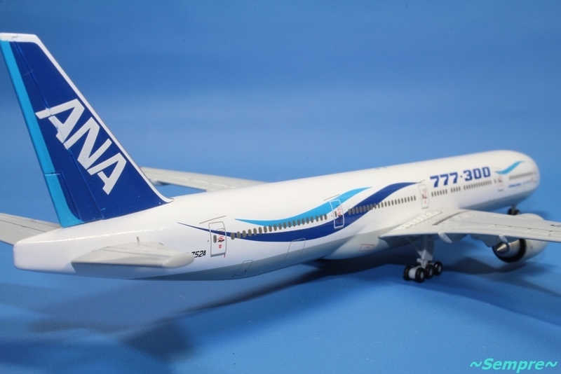 全日空商事 ANA B777-300 風塗装 JA752A 1/400スケール NH40012