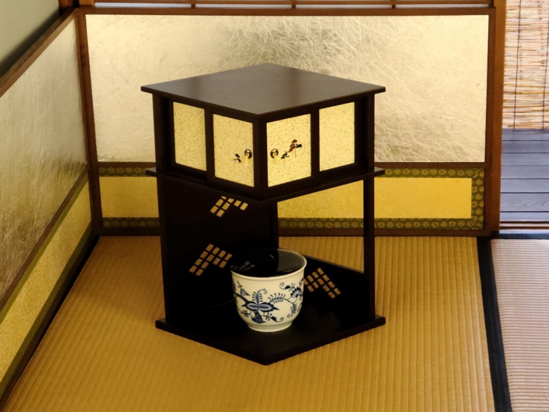 徒然棚（業平棚）の扱い方・荘り方/裏千家茶道 - ミッチとしずばぁばの