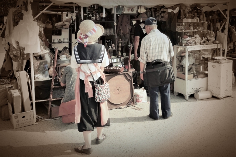 マンタムさんに会いに上野骨董市へ - okurejeの日記