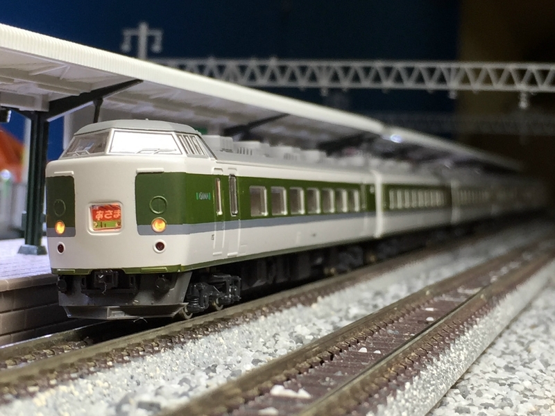 KATO グレードアップ「あずさ」と「あさま」 - 休日の屋根裏