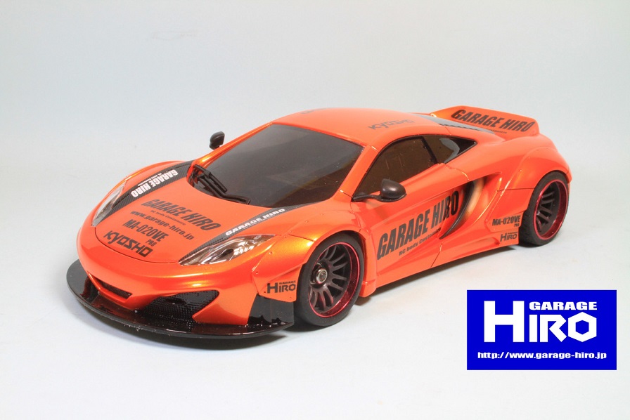 ミニッツ マクラーレンを「モンスター」カラーに塗装！ - リッキーの