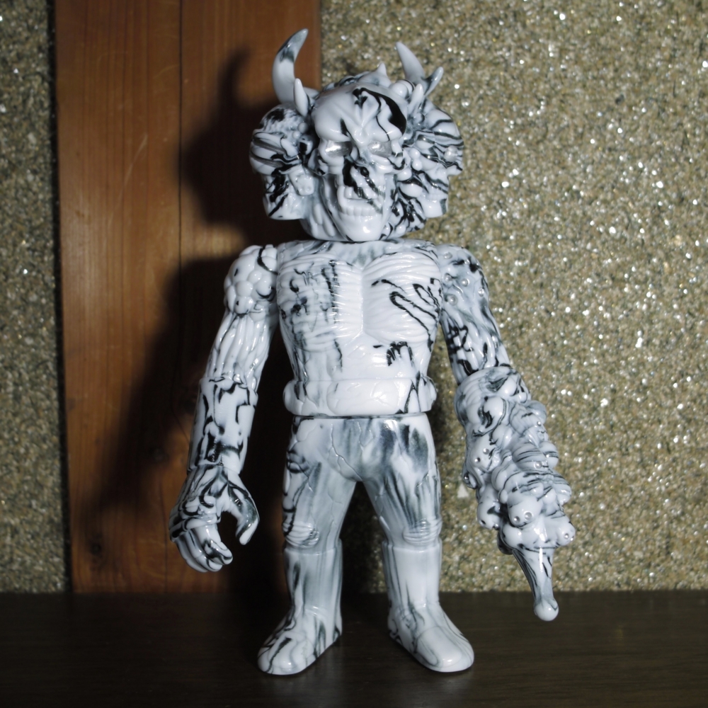 スカルトイズ×リアルヘッド / ドクロックスマン[白黒マーブル成型