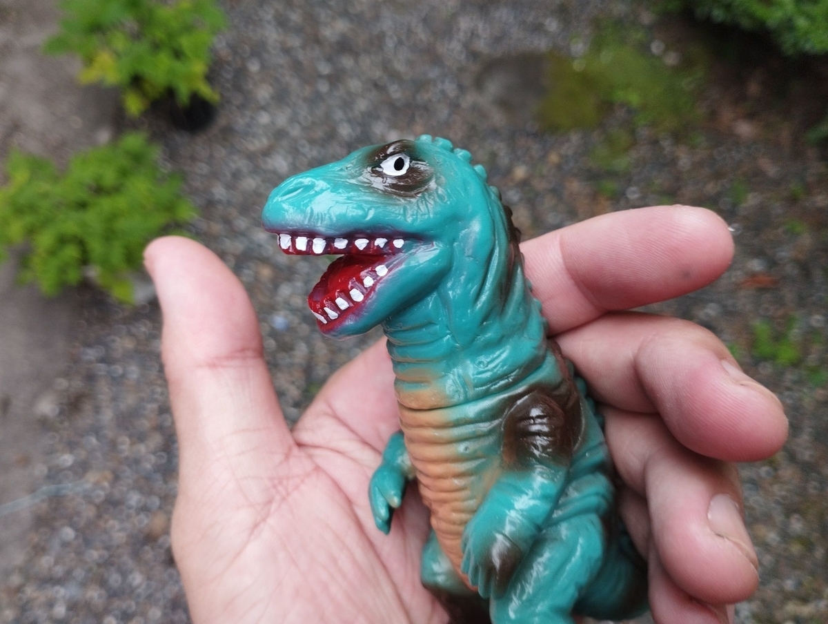 ぶたのはな / 7月の恐竜シリーズよりドロロ・コリトサウルス