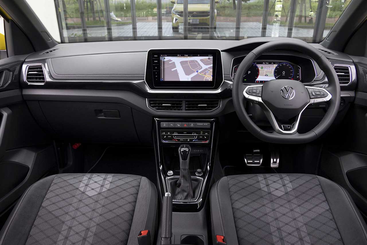 フォルクスワーゲンが新型T-Crossを発売。アイナ・ジ・エンドさん出演