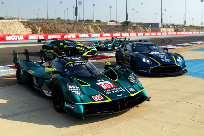 日本車初のル・マン優勝車『マツダ787B』が京商ミニカー＆ブックに登場