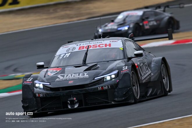 ZENT CERUMO SC430、新カラーリングを公開(2) | autosport web