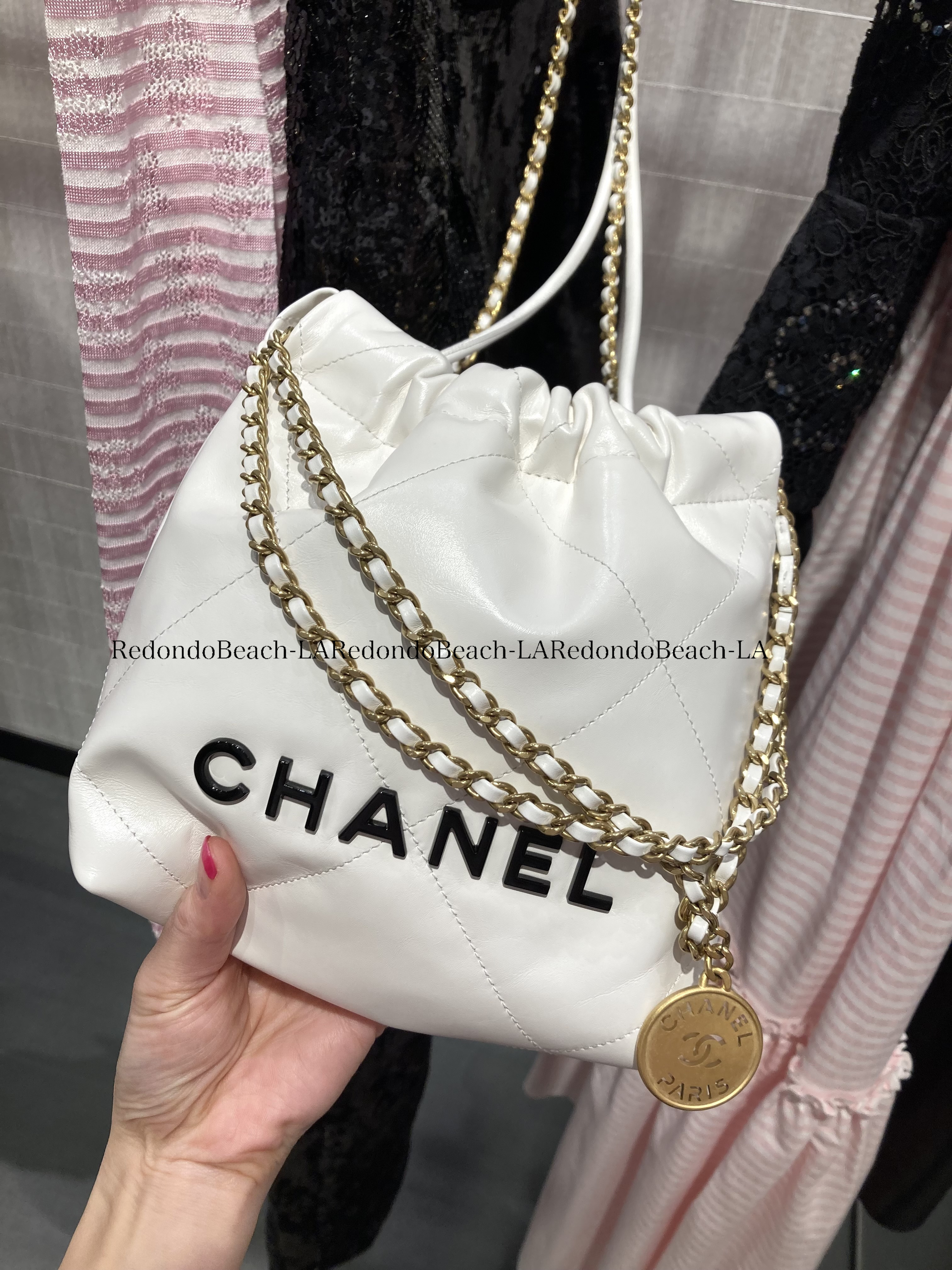 ☃*️様 CHANEL MAKE UPノベルティキルティングホワイトショルダー m*o