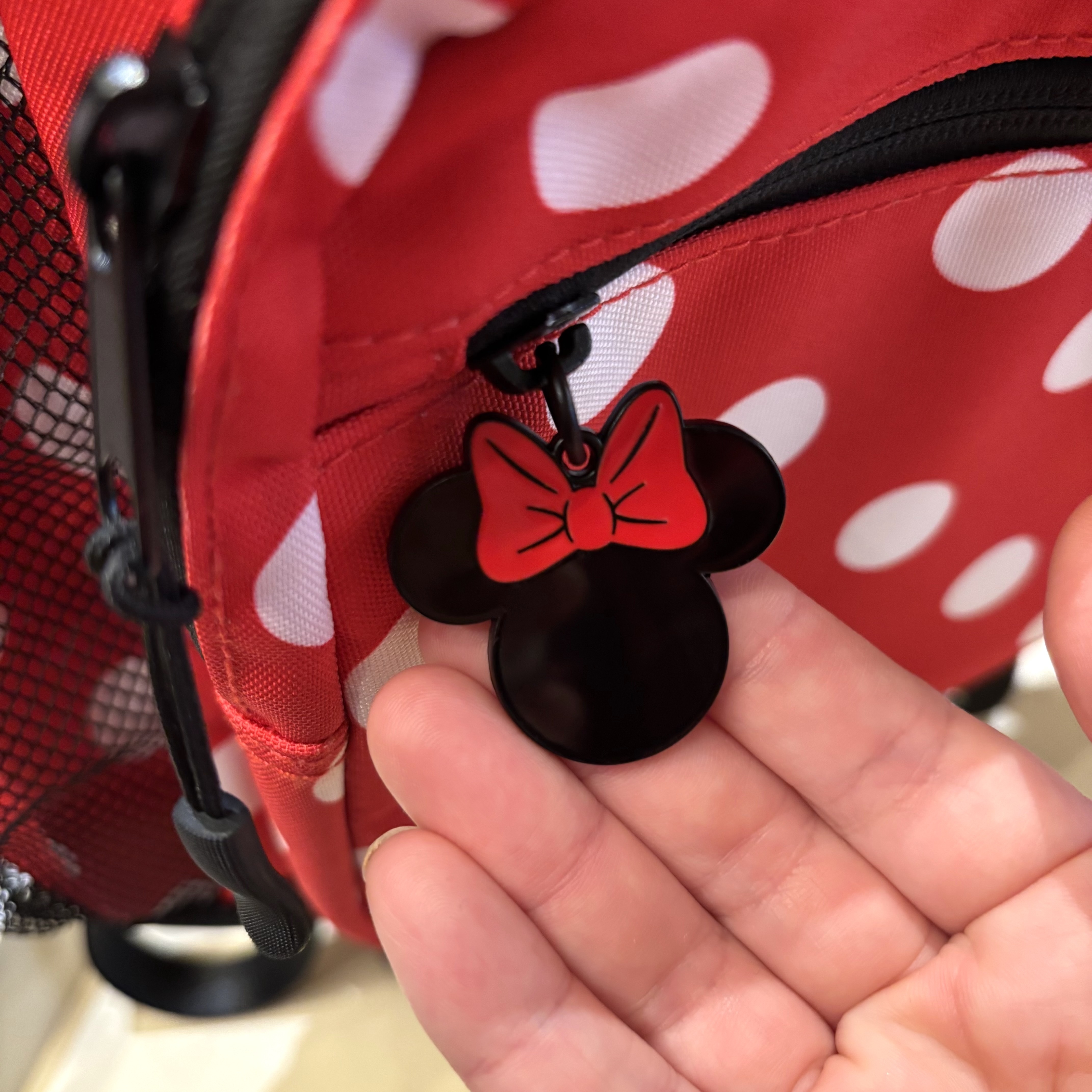 ☆Disneyland☆ミニーちゃん水玉柄 カチューシャ収納リュック (Disney