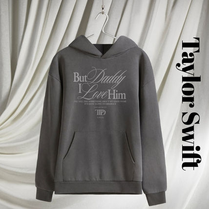 Taylor Swift(テイラー スウィフト) パーカー・フーディ(レディース